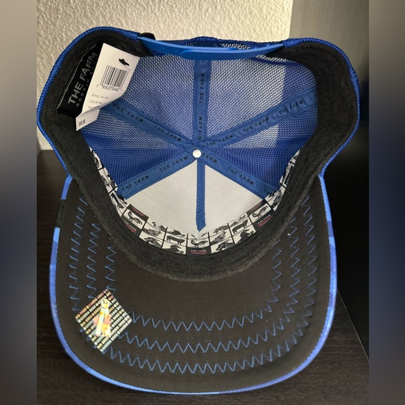 Goorin Bros Trucker Fresh Friday Drop
"wAful" Busy Beaver SOLD OUT - Picture 5 of 6